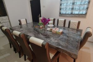 10 seat dining table